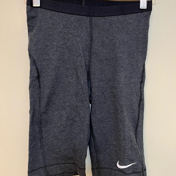 Nike bike shorts  size Xs - Picture 5 of 6